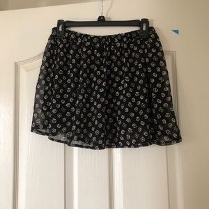 Brandy Melville daisy skirt